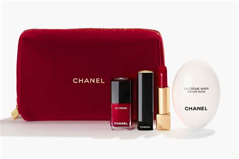 chanel fragrance festival fragrance set sample|Chanel christmas 2022 gift sets.